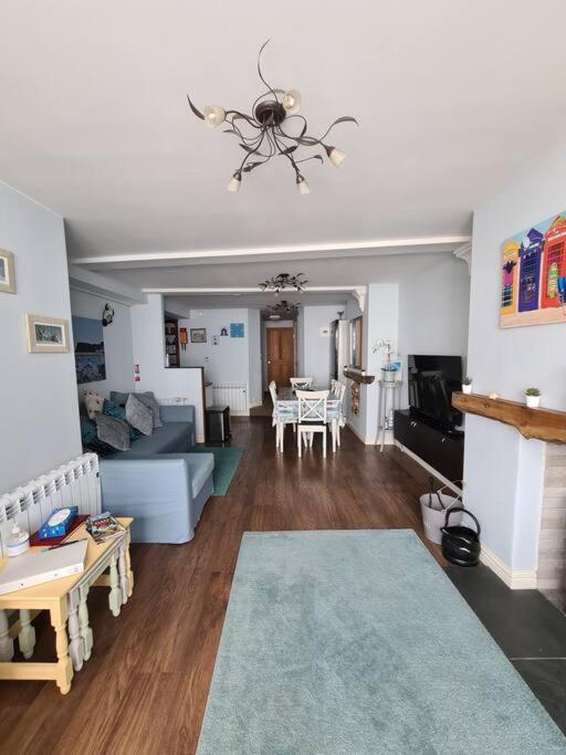 Beach Retreat Village Centre Location شالدون المظهر الخارجي الصورة